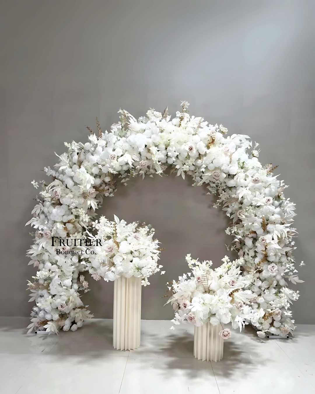 婚禮佈置 - 圓型絲花拱門