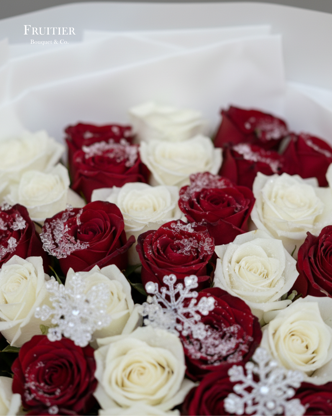鮮花花束 - 聖誕紅白混搭玫瑰花束 (19/33/52/99枝)