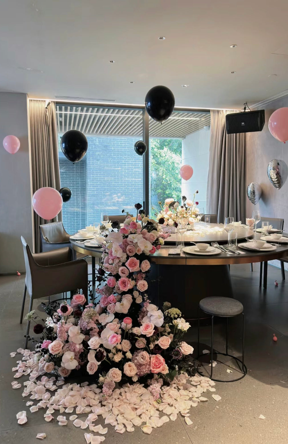 生日佈置|氣球佈置|花藝佈置|求婚佈置|上門佈置服務 -香港花店 Fruitier Bouquets & Co.