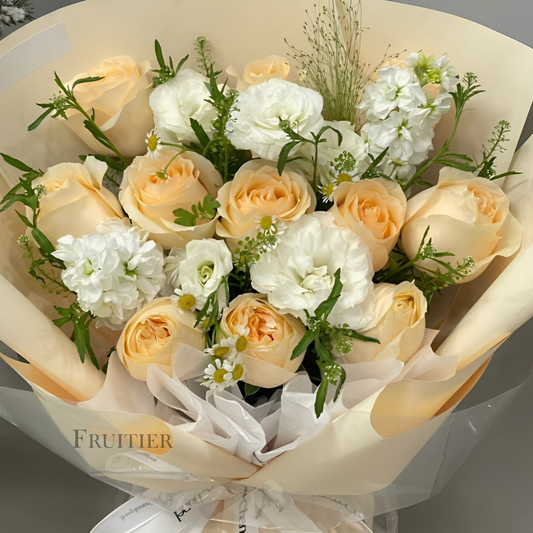 Light yellow champagne rose mixed with violet bouquet