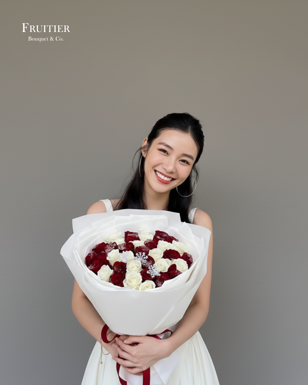 鮮花花束 - 聖誕紅白混搭玫瑰花束 (19/33/52/99枝)