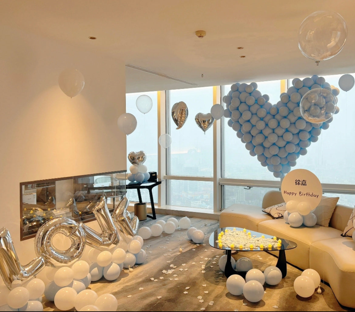 Birthday decoration service – heart-shaped balloons